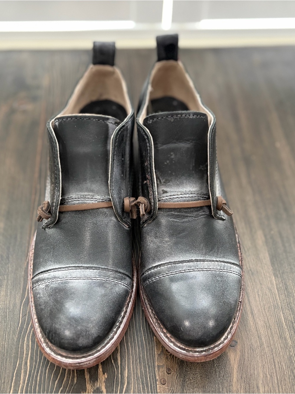 Freebird Mabel Black Leather
Oxfords Womens size 8 - Picture 2 of 6